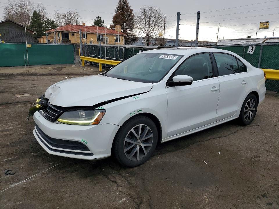 2017 VOLKSWAGEN JETTA — VIN 3VWDB7AJ5HM202706