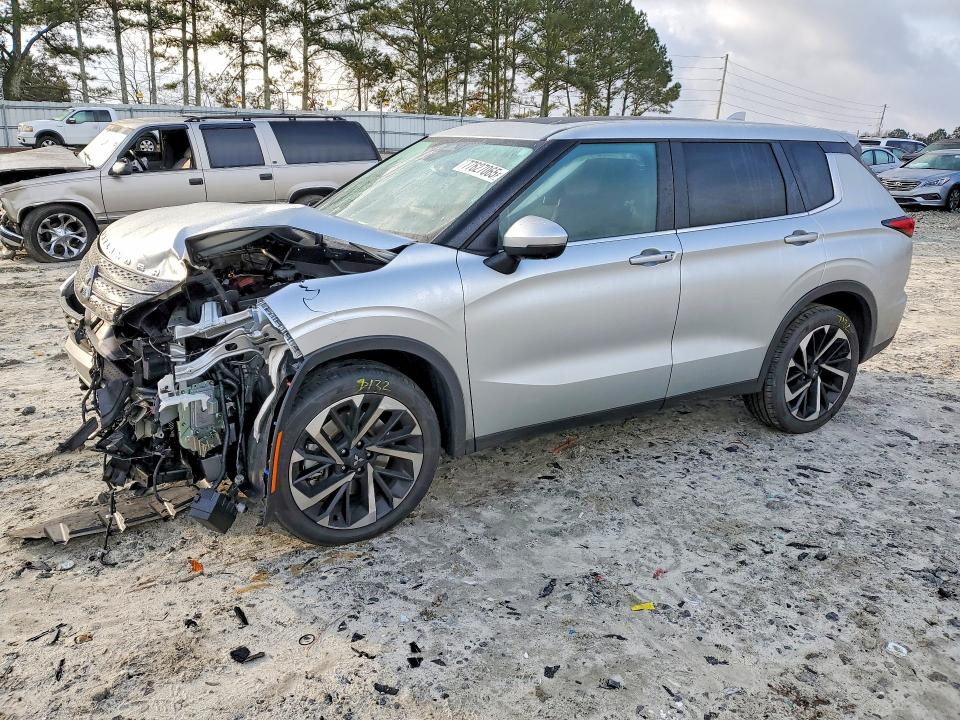 2024 MITSUBISHI OUTLANDER — VIN JA4J3VA81RZ019690