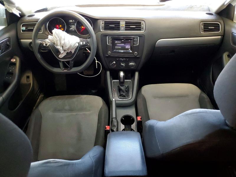 3VW2B7AJ3JM223955