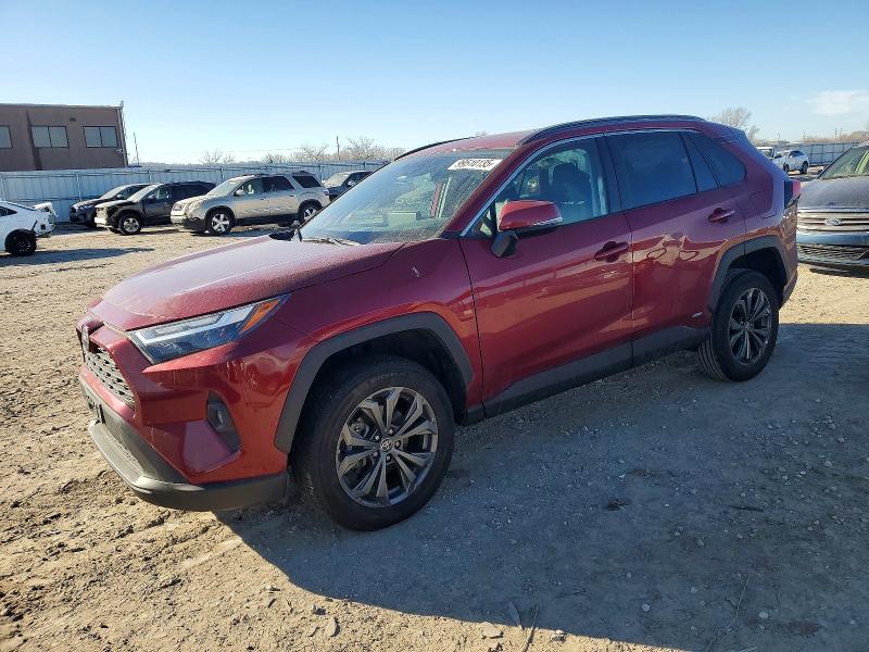 2024 TOYOTA RAV4 XLE P — VIN 4T3B6RFV5RU143940