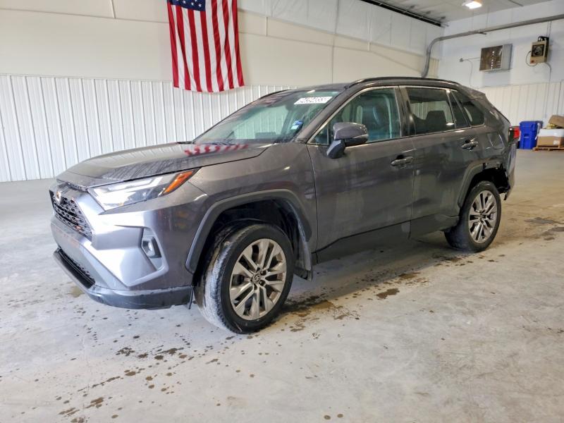 2024 TOYOTA RAV4 XLE P — VIN 2T3A1RFV7RC410863
