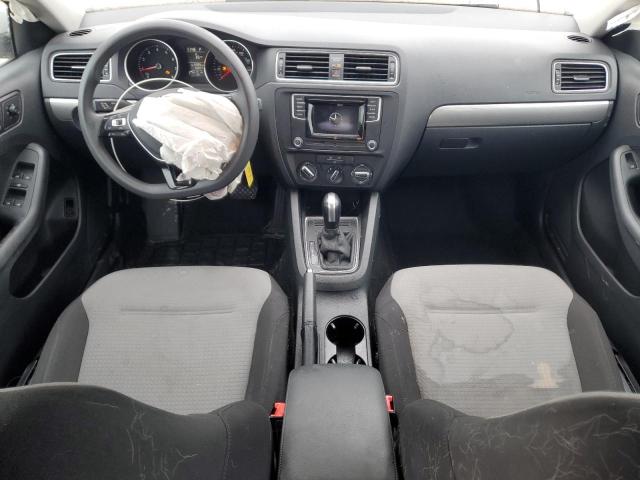 3VW2B7AJ5HM231338