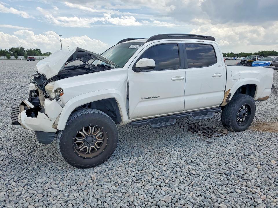 2017 TOYOTA TACOMA — VIN 5TFCZ5AN4HX084725