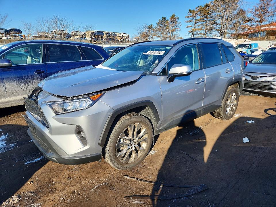 2019 TOYOTA RAV4 XLE P — VIN 2T3A1RFV1KC031606