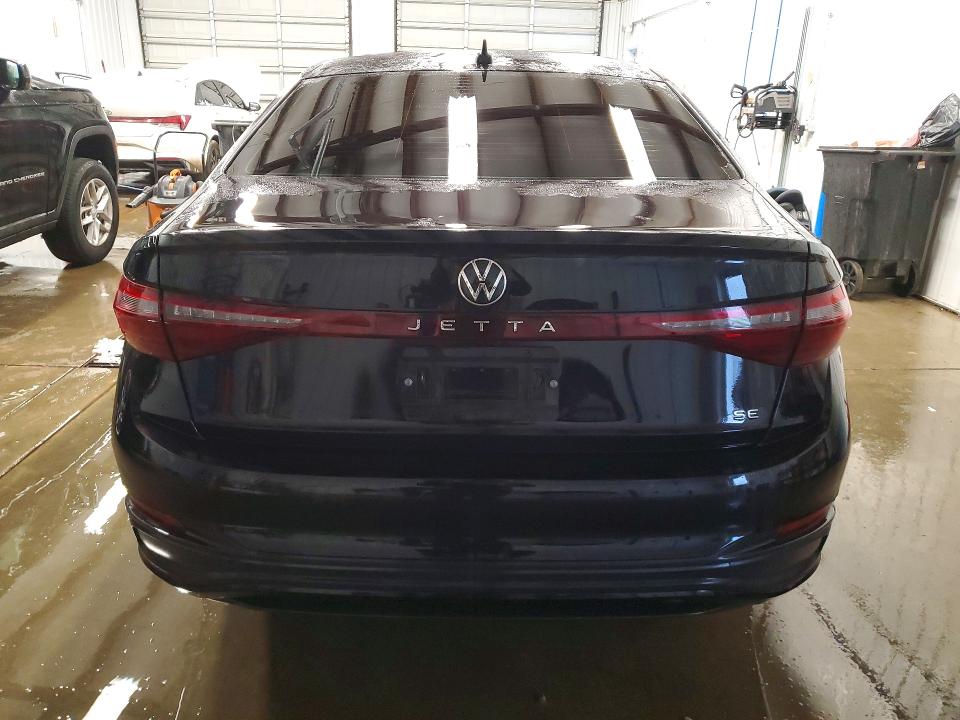 3VW7X7BU4SM001748