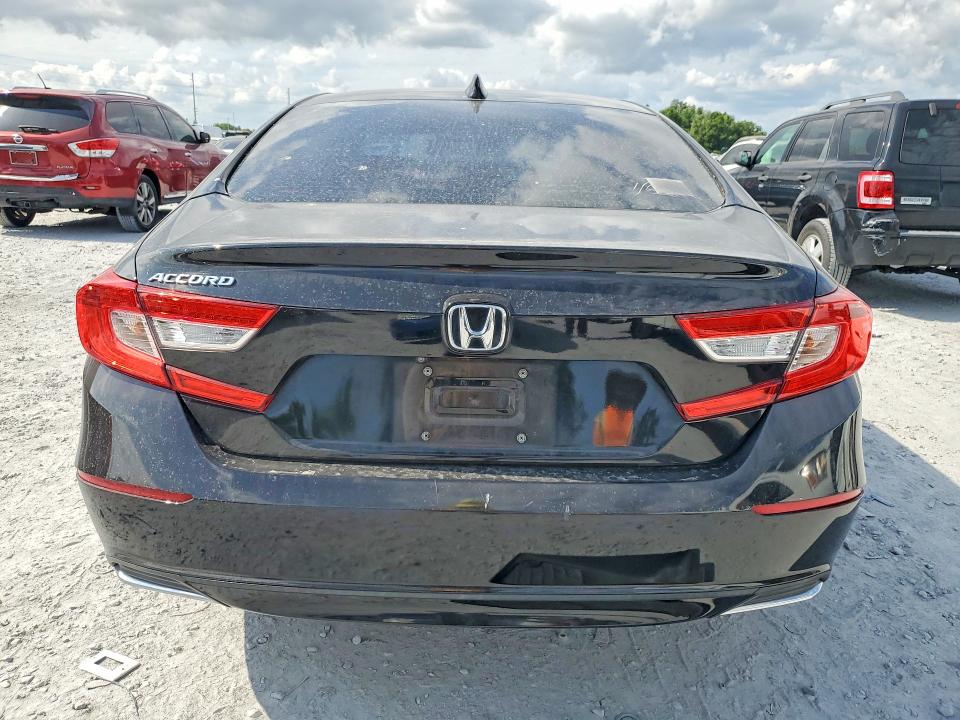 1HGCV1F18JA039033