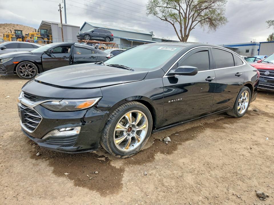 2019 CHEVROLET MALIBU — VIN 1G1ZD5ST4KF217737