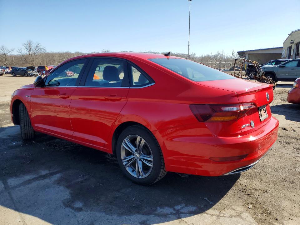3VWCB7BU3KM179857