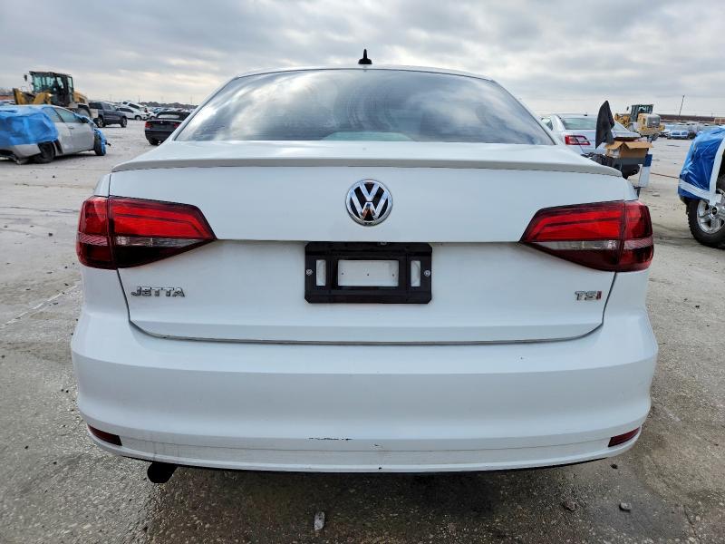 3VWD17AJ6GM270353