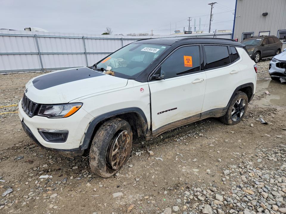 3C4NJDDB9JT178631