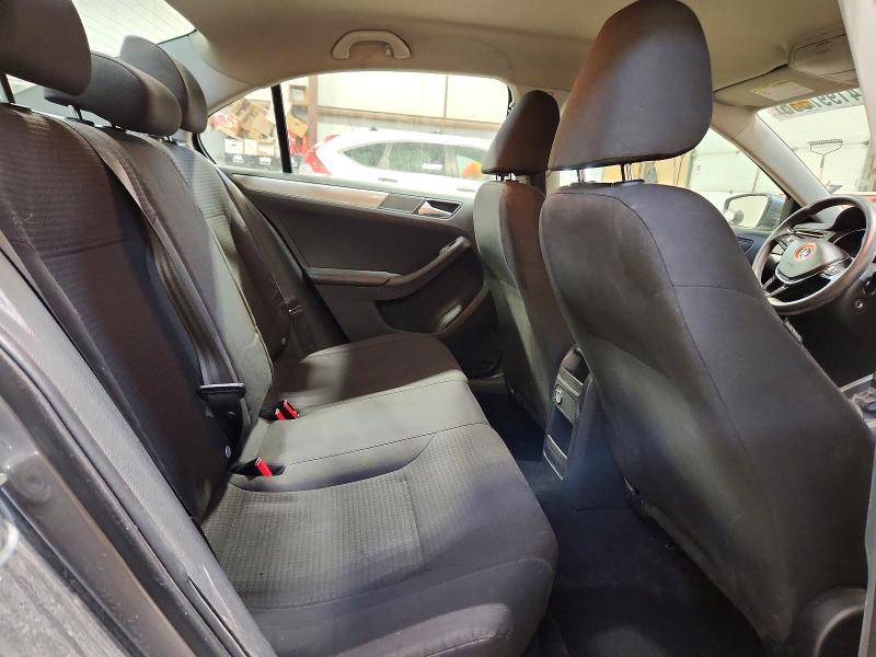 3VW2K7AJ4FM340645