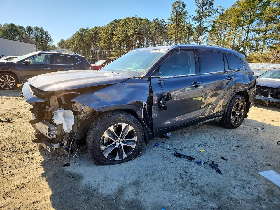 2021 TOYOTA HIGHLANDER — VIN 5TDGZRBH0MS531987