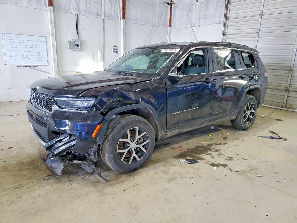 2024 JEEP GRAND CHEROKEE — VIN 1C4RJKBG7R8531320