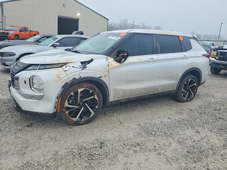 2022 MITSUBISHI OUTLANDER — VIN JA4J4TA82NZ072314