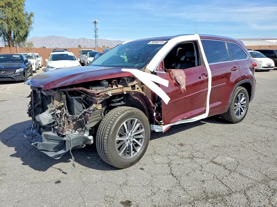 2018 TOYOTA HIGHLANDER — VIN 5TDKZRFH9JS242719