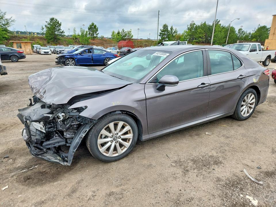 2018 TOYOTA CAMRY — VIN 4T1B11HK9JU009819