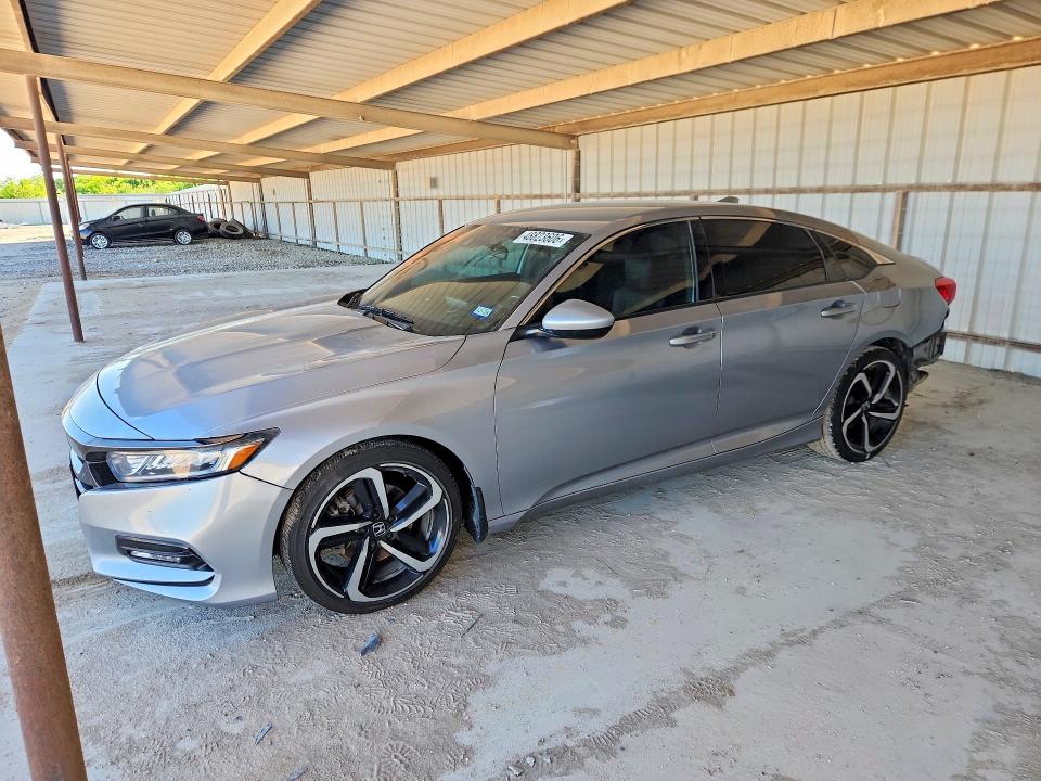 2018 HONDA ACCORD — VIN 1HGCV1F38JA049613