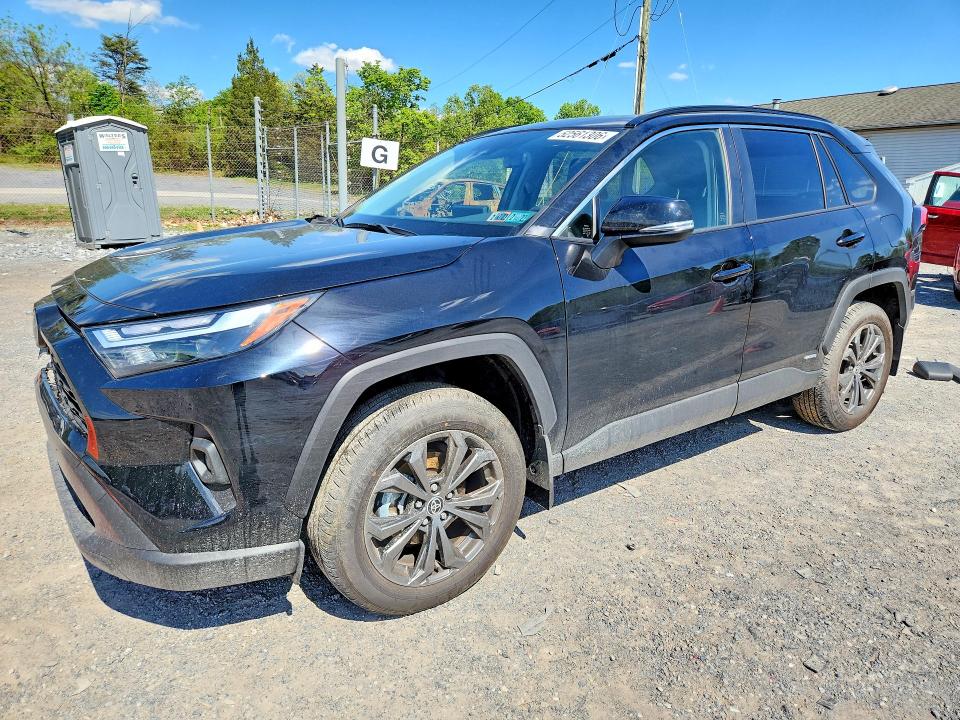 2025 TOYOTA RAV4 — VIN JTMB6RFV9SJ094908