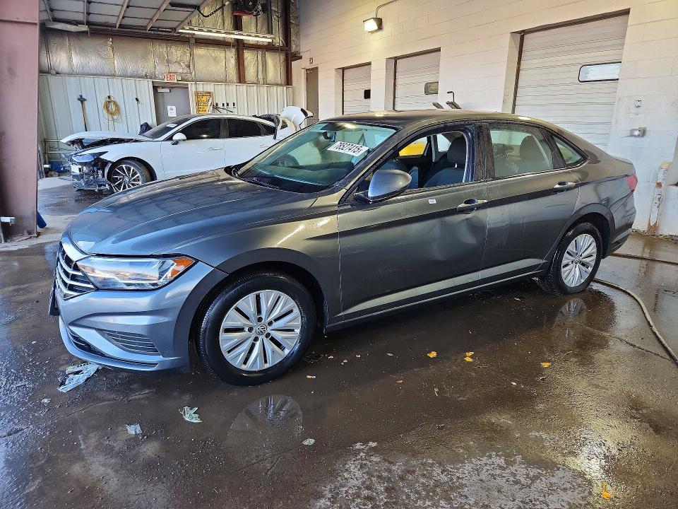 2019 VOLKSWAGEN JETTA — VIN 3VWC57BU4KM009868