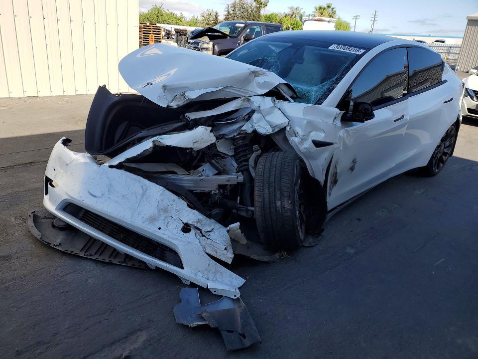 2022 TESLA MODEL Y — VIN 7SAYGDEF0NF350128