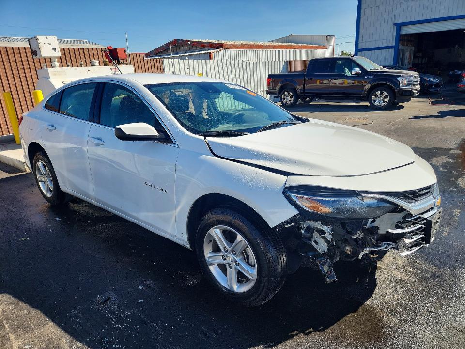 1G1ZD5ST6PF169245
