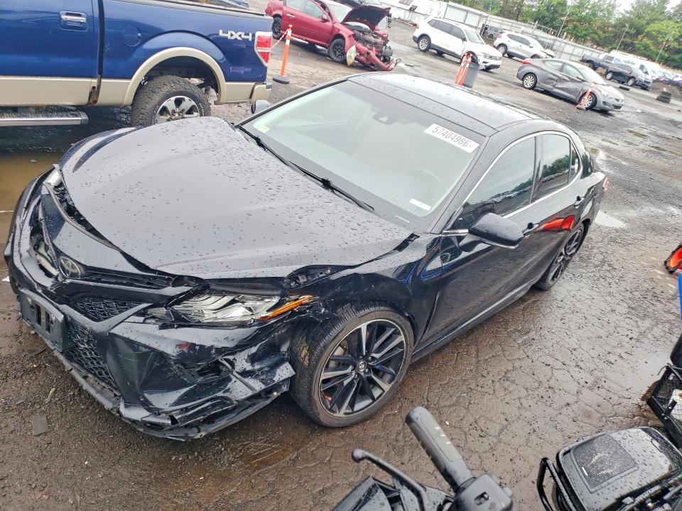 2018 TOYOTA CAMRY — VIN 4T1B61HK9JU045592