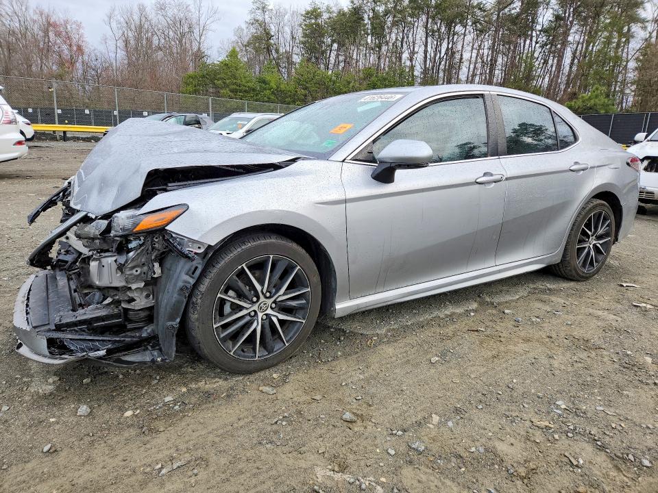 2022 TOYOTA CAMRY — VIN 4T1G11AK9NU679814