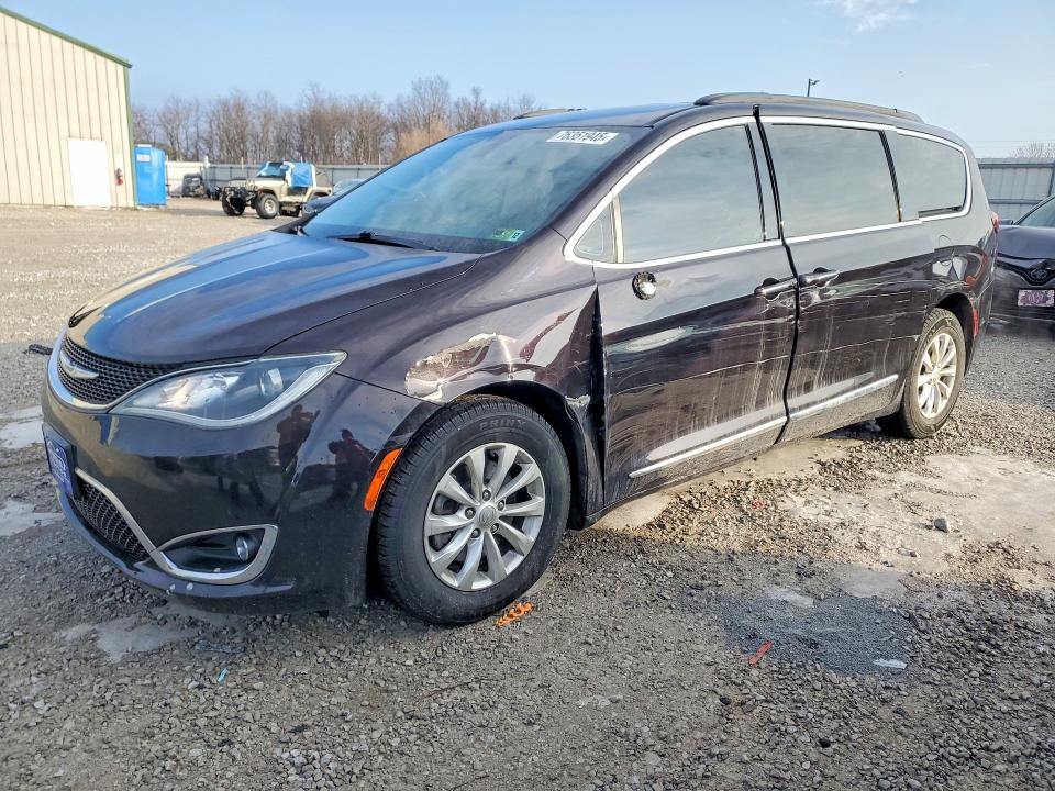2017 CHRYSLER PACIFICA — VIN 2C4RC1BGXHR711768