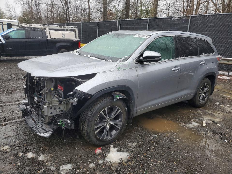 2016 TOYOTA HIGHLANDER — VIN 5TDJKRFH2GS354237