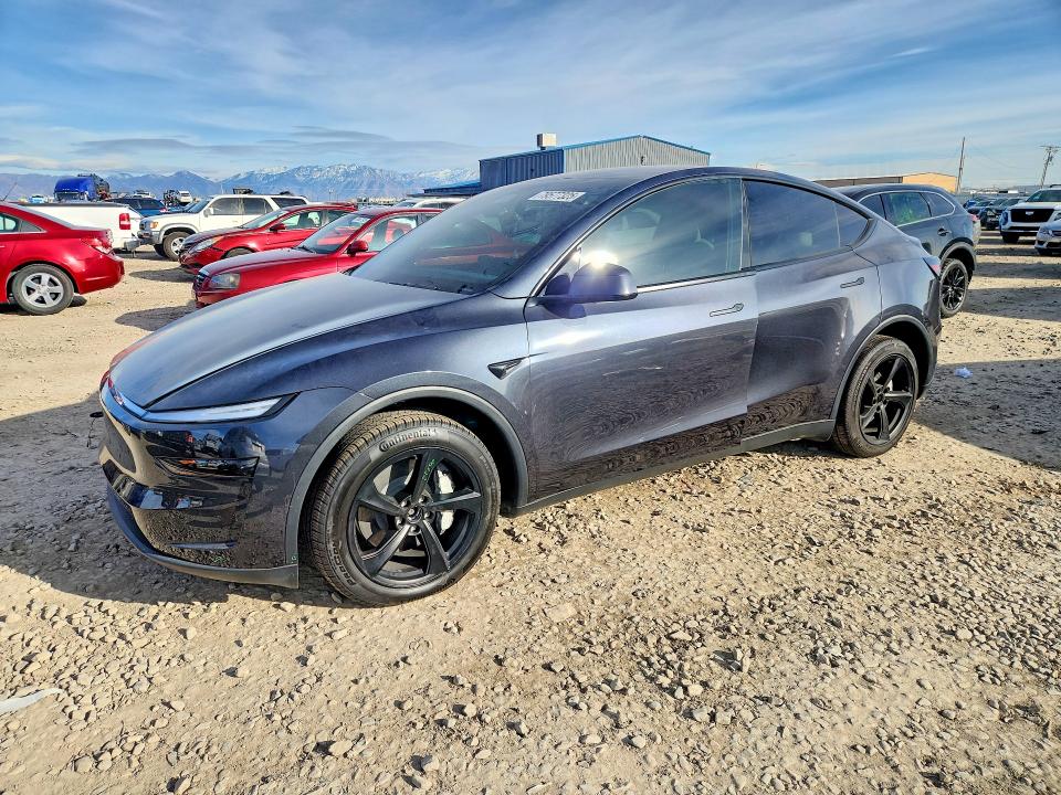 2026 TESLA MODEL Y — VIN 7SAYGDEE1TF369632