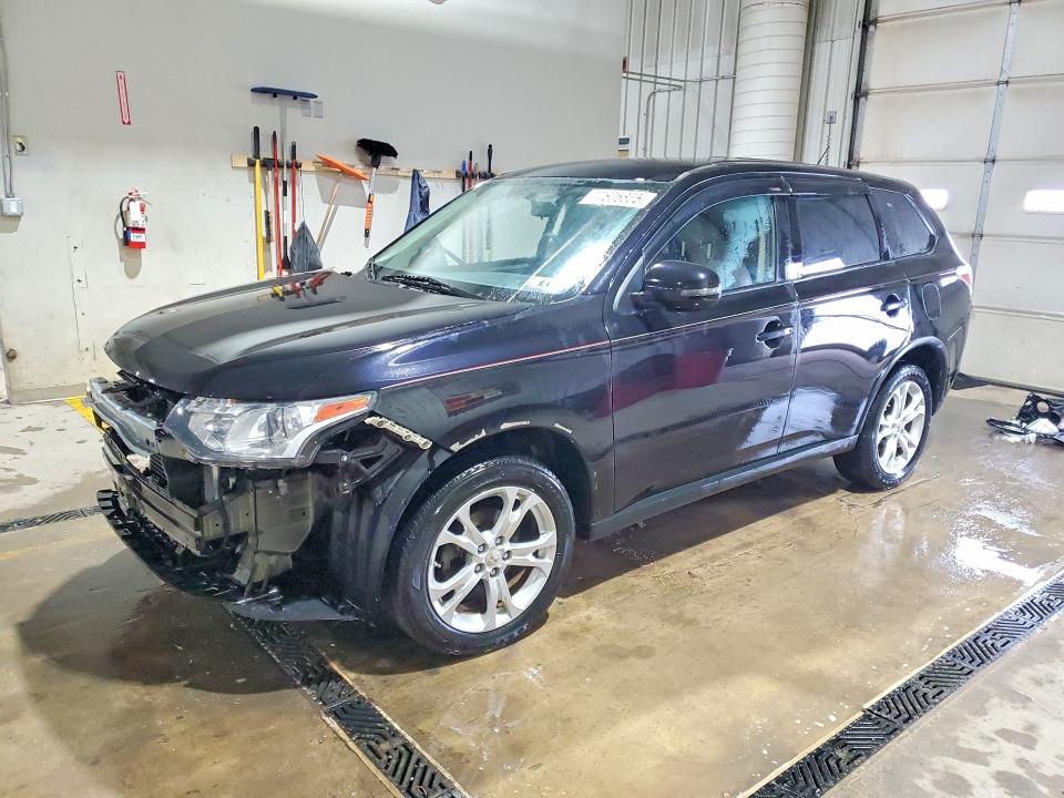2015 MITSUBISHI OUTLANDER — VIN JA4AZ3A32FZ004375