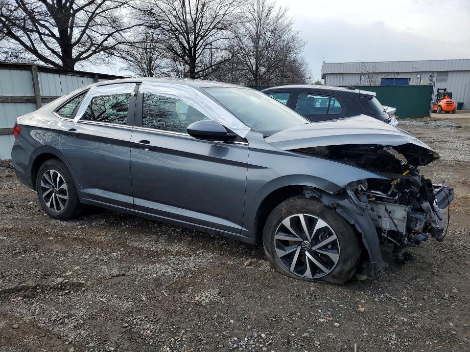 3VW5M7BU6RM071133