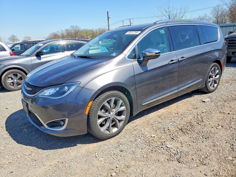2019 CHRYSLER PACIFICA — VIN 2C4RC1GG2KR577225