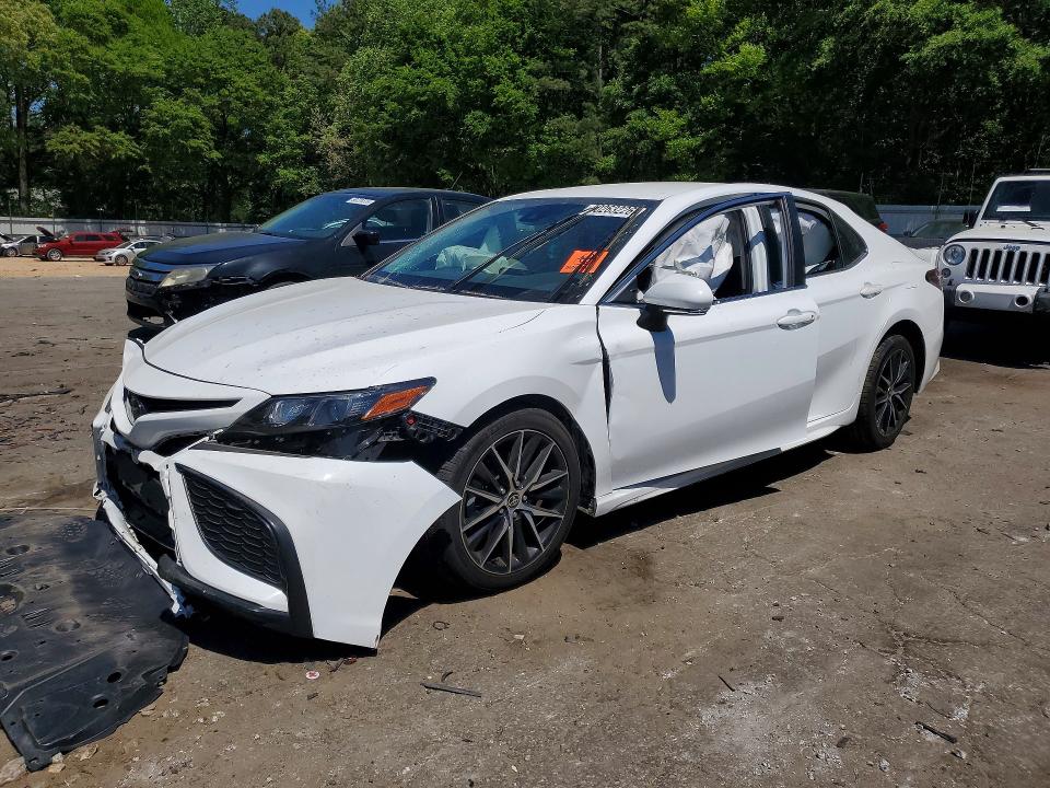 2022 TOYOTA CAMRY — VIN 4T1G11AK0NU706785