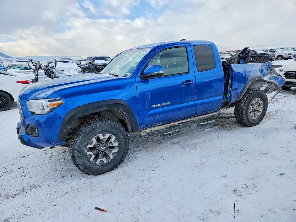 2016 TOYOTA TACOMA — VIN 5TFSZ5AN7GX001430