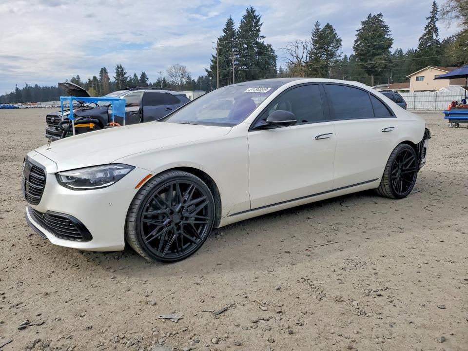 2022 MERCEDES-BENZ S — VIN W1K6G7GBXNA099682