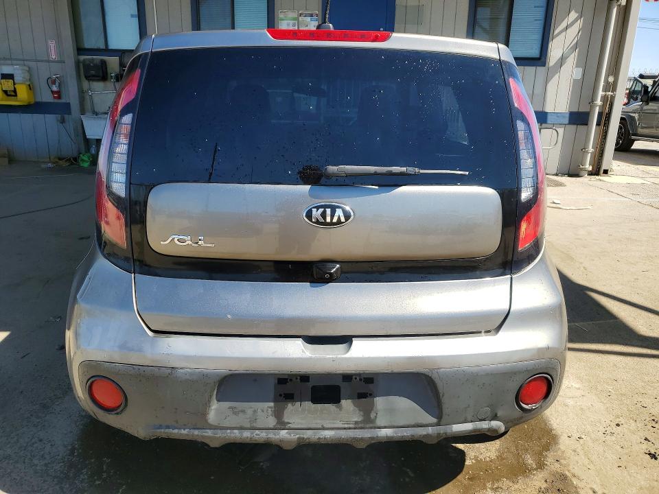 KNDJN2A21K7695486