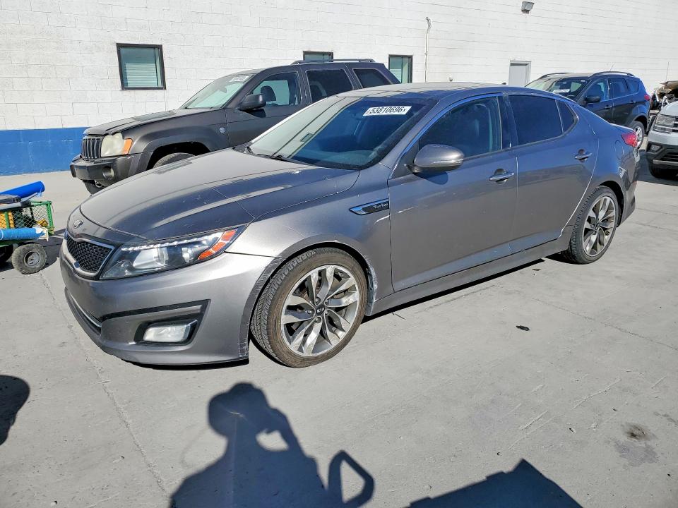 2015 KIA OPTIMA — VIN 5XXGR4A63FG358179