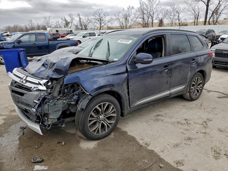 2016 MITSUBISHI OUTLANDER — VIN JA4AD3A31GZ045533