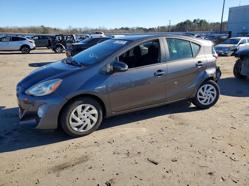 2015 TOYOTA PRIUS C — VIN JTDKDTB3XF1100812