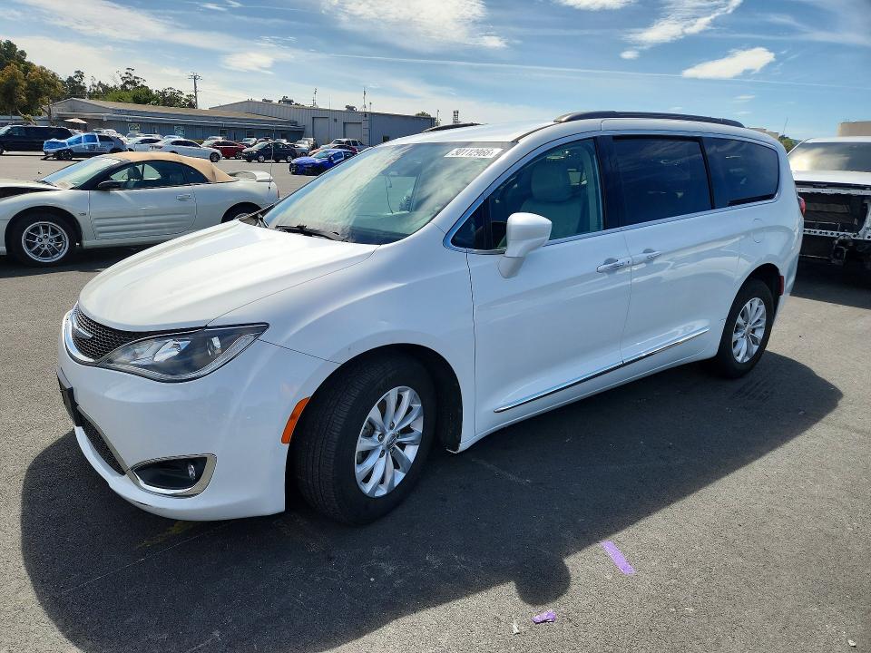 2017 CHRYSLER PACIFICA — VIN 2C4RC1BG5HR505709