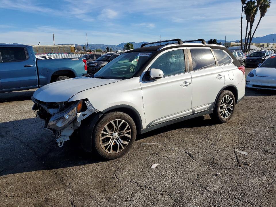 2017 MITSUBISHI OUTLANDER — VIN JA4AD3A35HZ040241