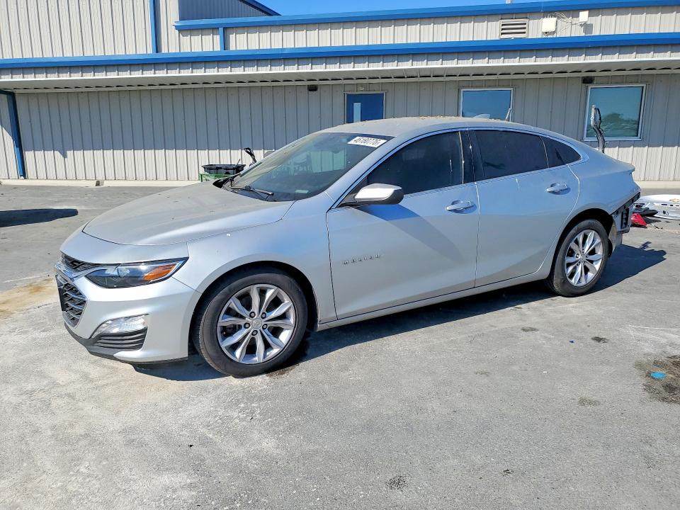 1G1ZD5ST8KF140953