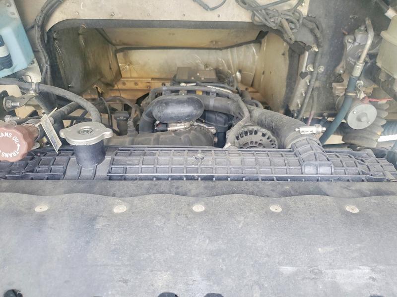 4UZAC2EA8LCMH8086