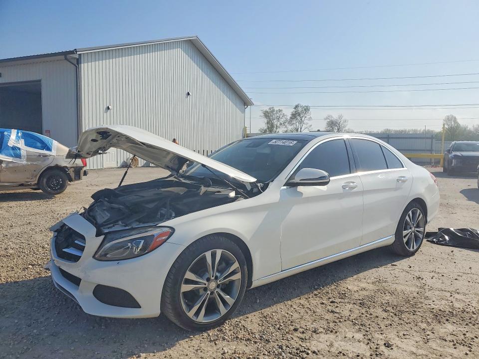 2016 MERCEDES-BENZ C — VIN 55SWF4JB2GU153814
