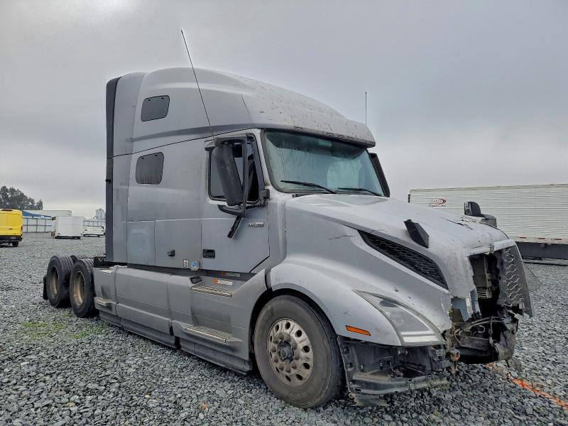 2024 VOLVO VN VNL — VIN 4V4NC9EH9RN661319