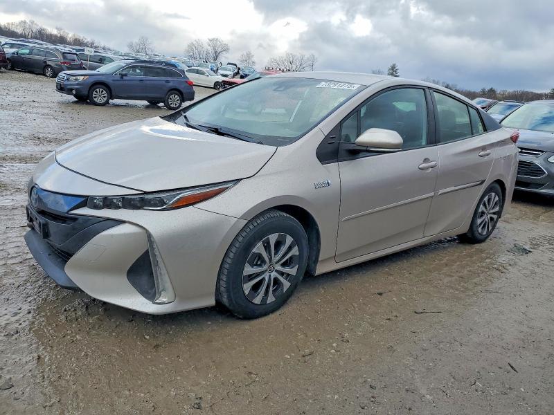 2021 TOYOTA PRIUS PRIME — VIN JTDKAMFP0M3190923