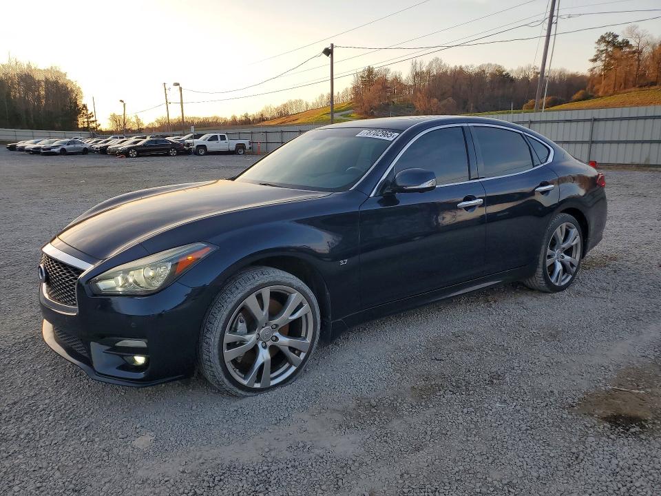 2017 INFINITI Q70 — VIN JN1BY1AR2HM770650