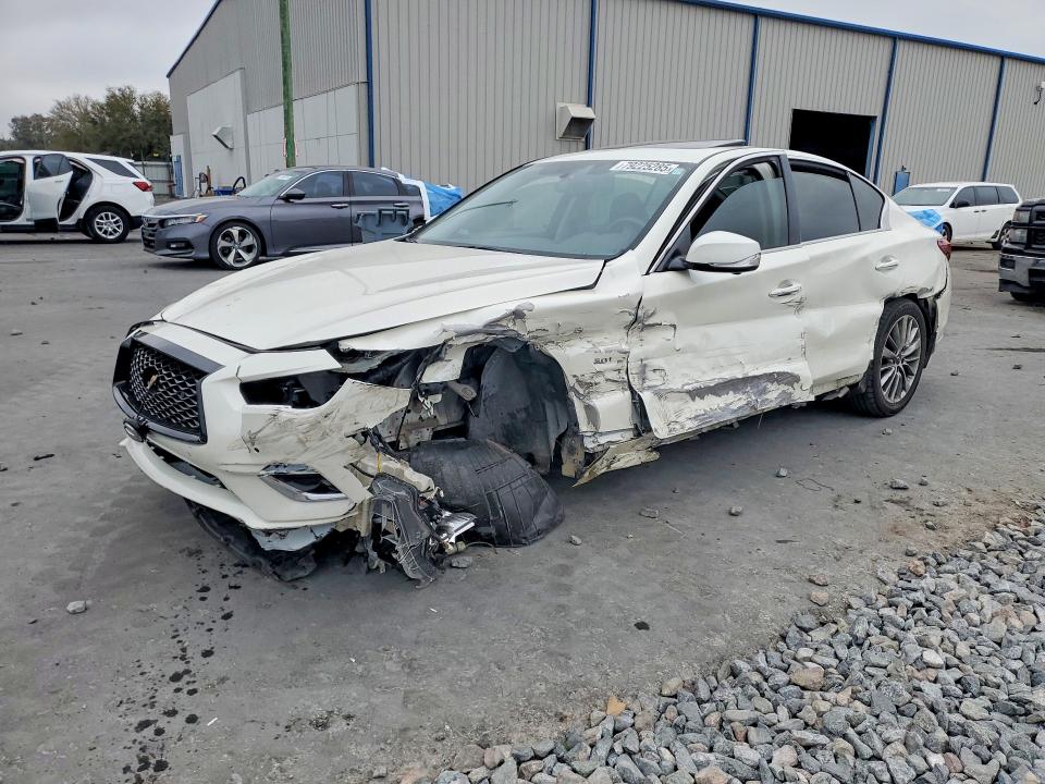 2018 INFINITI Q50 — VIN JN1EV7APXJM358747