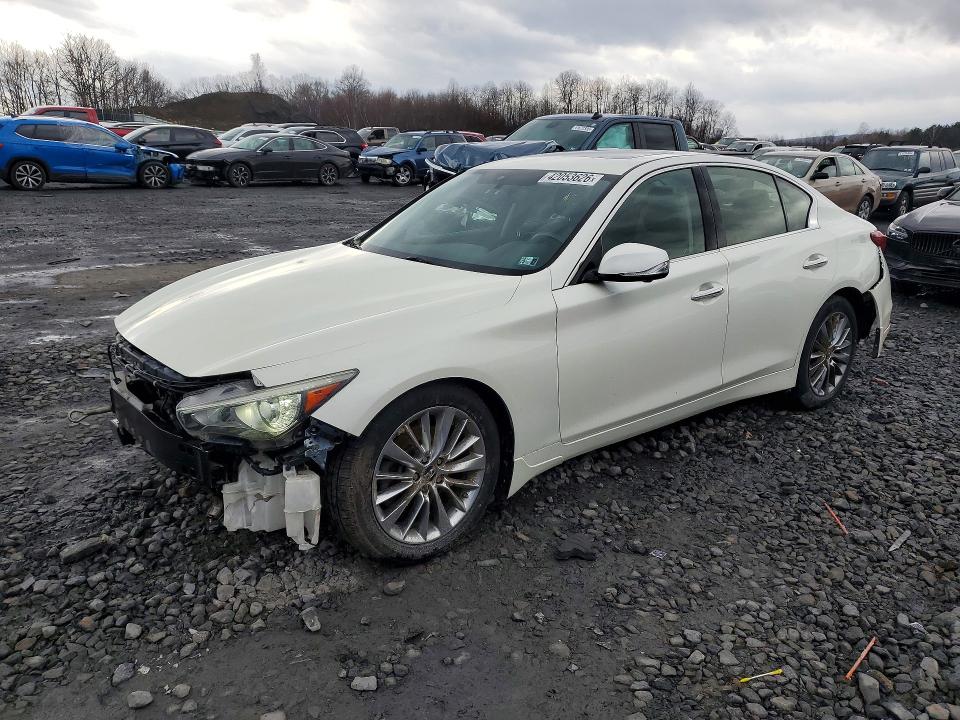 2018 INFINITI Q50 — VIN JN1EV7AR9JM432418